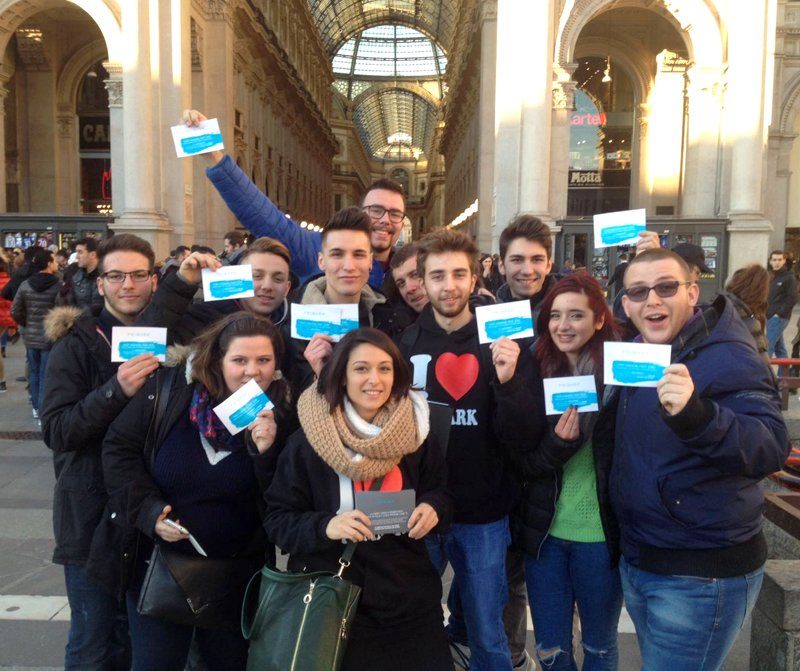 adstoreitalia's tweet photo. Street Marketing con @Monster_Italia e @Primark Ci siamo! #guerrillamarketing #adstore #jobrecruiting https://t.co/I9EIk84t5I