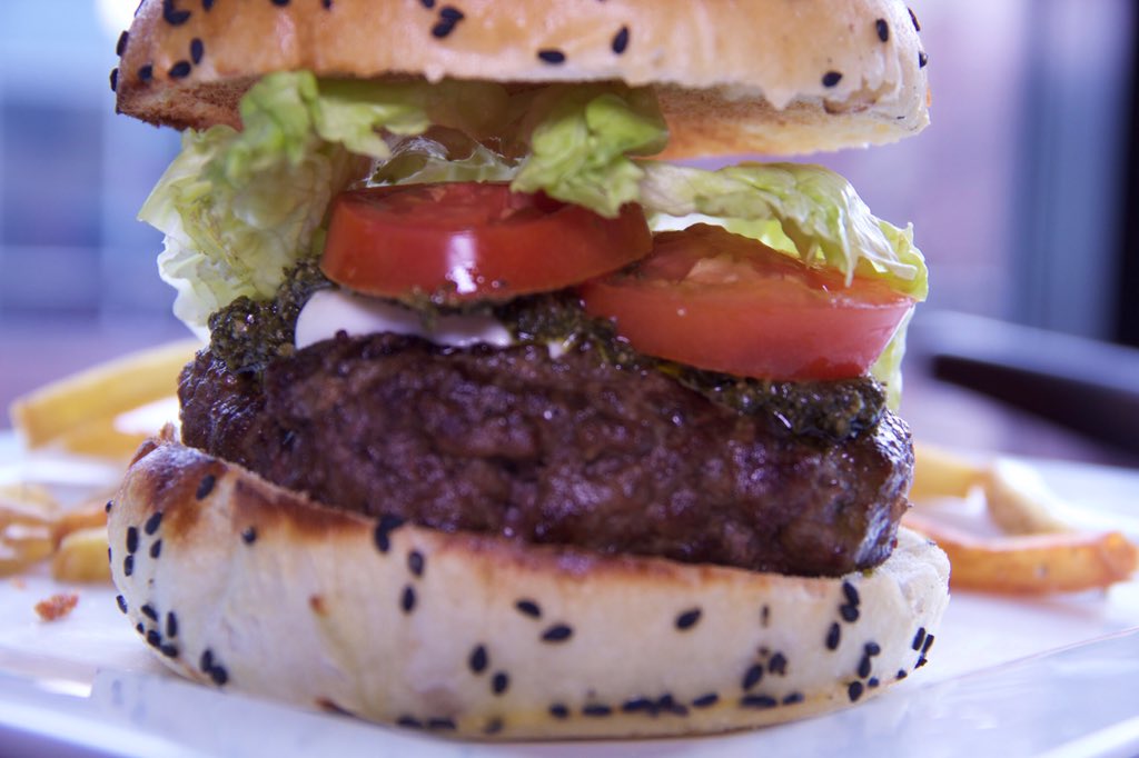 Come to Traps and enjoy this #delicious #burger! Doesn't it brink back #summertime #memories ?