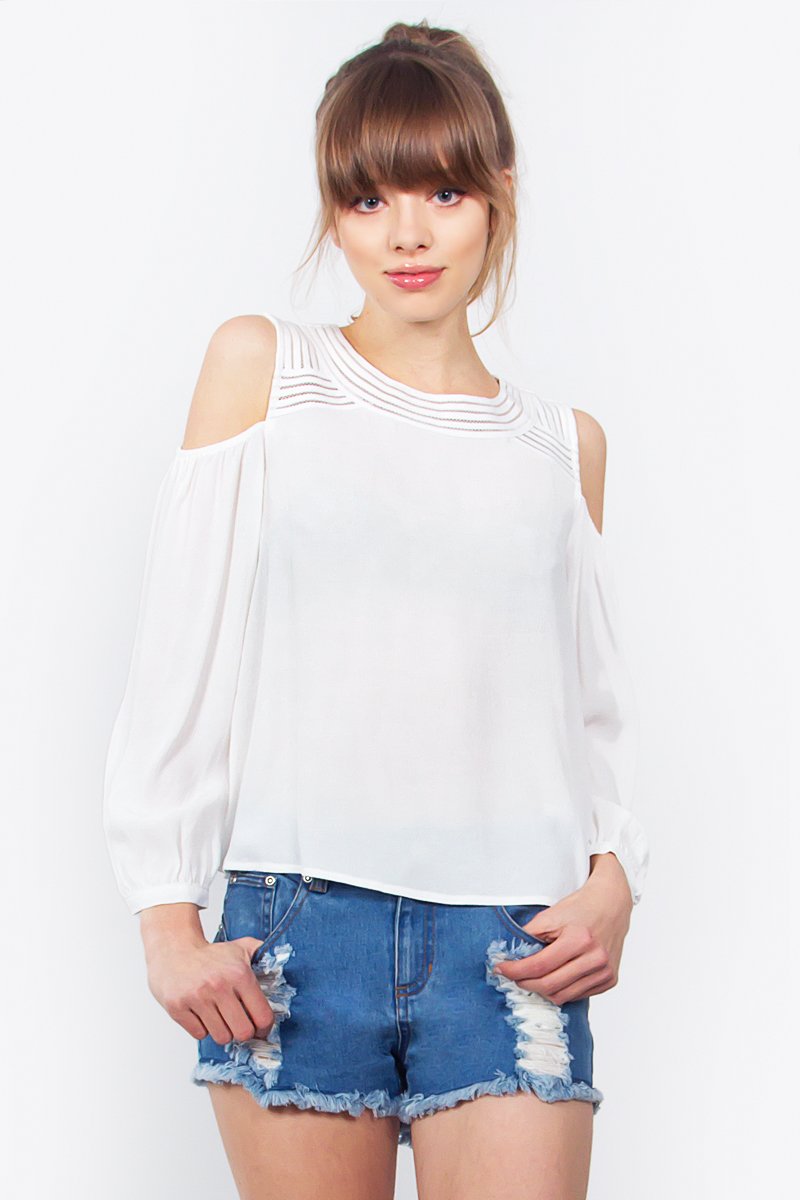 hammer_heart_'s tweet photo. Our Delilah Cold Shoulder Top with its lattice detail is irresistible!! #fashion #springfas… https://t.co/bY5xOHZUsi https://t.co/hemyuFbOwQ