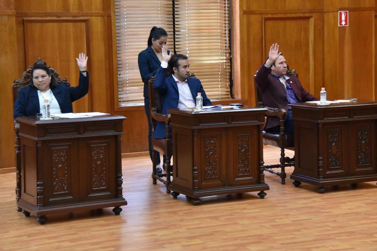 cruz_roa's tweet photo. #EnVivo: En este momento se desarrolla en @LegisMex sesión de la #DiputaciónPermanente. https://t.co/GpseW0ToJu https://t.co/9vl2jJeM6D
