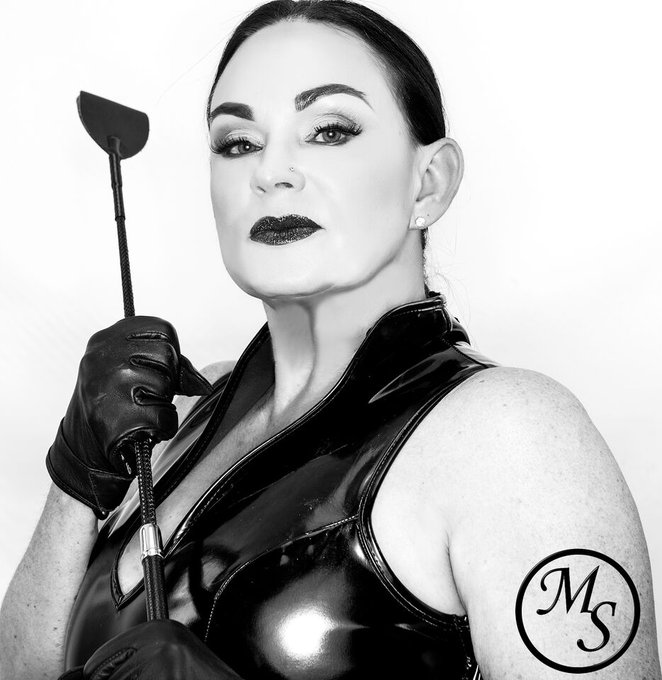 Join us 7pm ET live on @Dollhouse_radio Me, @Sagemontana1 &amp; our special guest @GoddessSophie https://t<a href="/tag/motivationmonday"class="tags"><span>#motivationmonday</span></a>