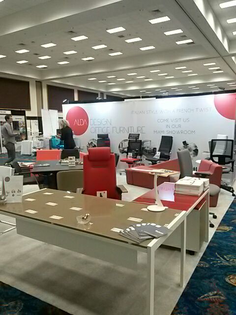 ManuelaExport's tweet photo. Do not hesitate to pay us a visit today at @SunConFlorida. #officefurniture #design #Miami #officechairs #sunconFl https://t.co/FVq0u5eRCZ