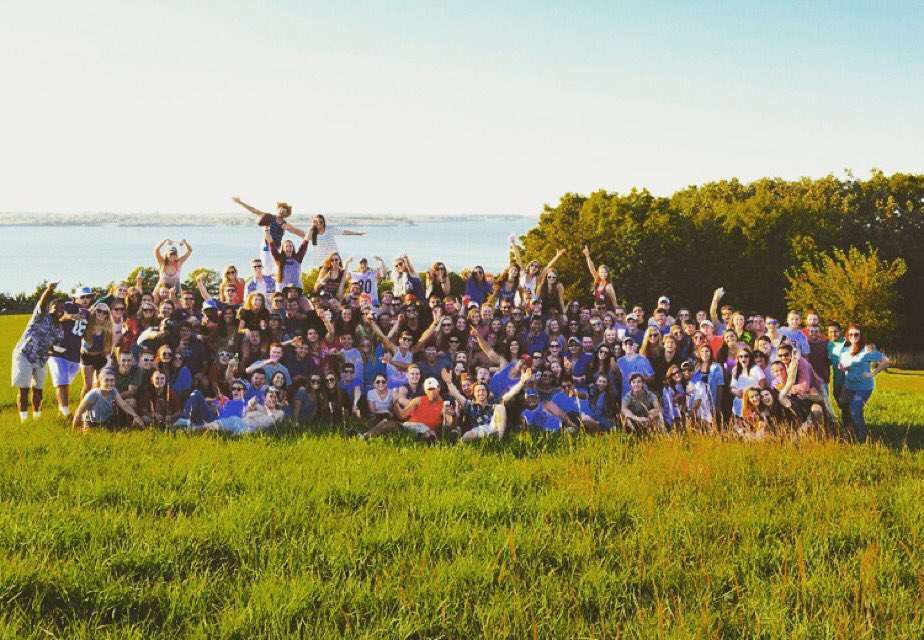 _Youtsey_'s tweet photo. #whyimgreek I'll always have my network of homies #ΟΞΊΞ± #silverstingrays https://t.co/VwLKPIdVJI