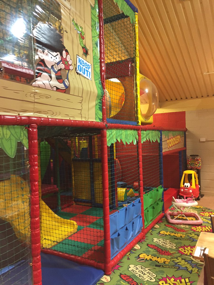 FayrePlayat's tweet photo. @chrislewis6 @MalcolmWinkley @c4thae @LauraGa52221208 welcome turnpike to the play family site looking fab partytime https://t.co/AemVHGoKJk