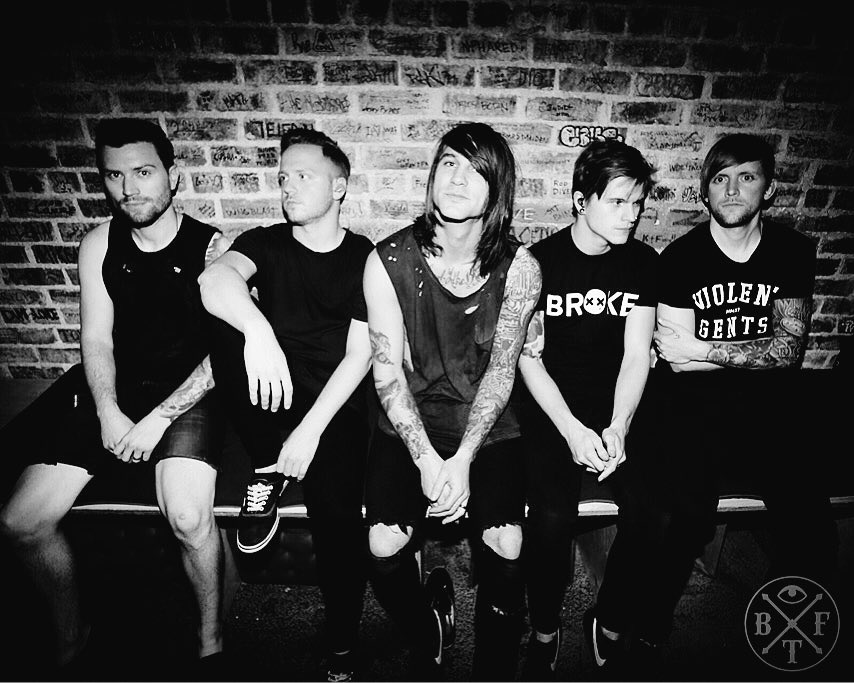 blessthefall's tweet photo. Day off today &amp; right back at it on #DropTheGlovesTour. UP NEXT: SLC, Denver, Minneapolis, Chicago 📷@entertheseventh https://t.co/ZSAFqo6uOd