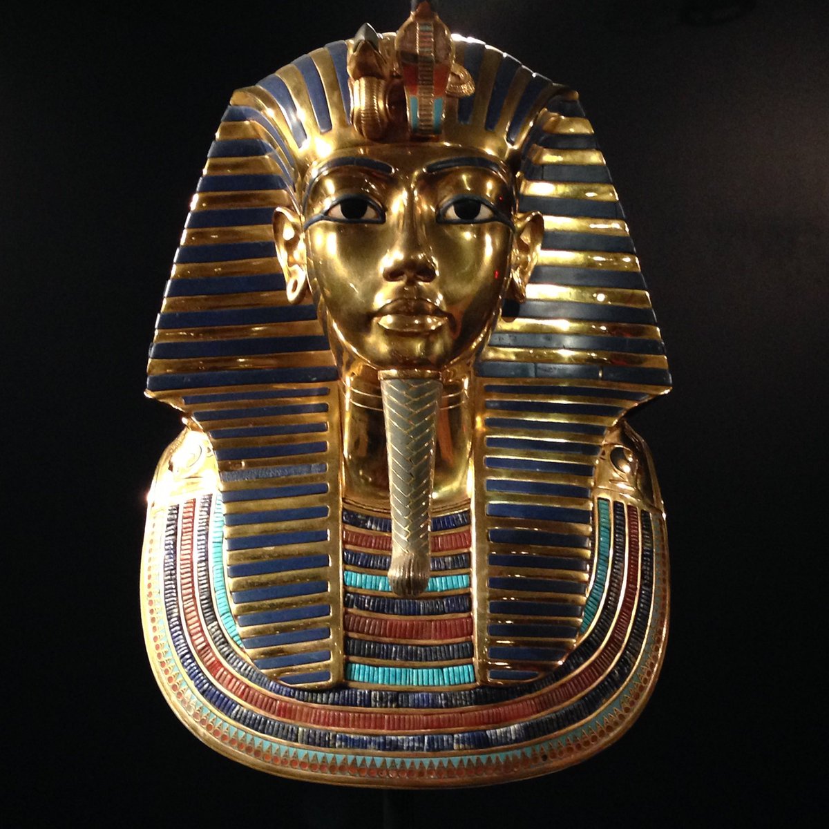 theroarbots's tweet photo. The Roarbots check out @tut_nyc and find it surprisingly captivating! #tutnyc

https://t.co/beGYV0Lbmv https://t.co/dTpqfyJecZ