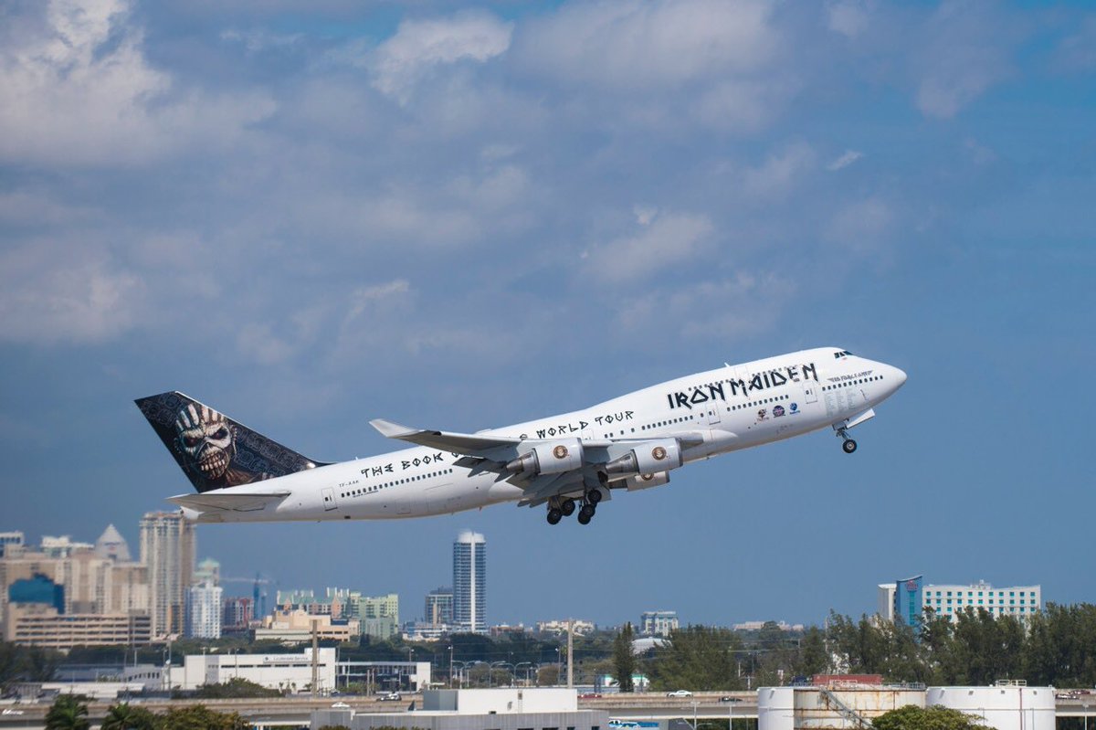 IronMaiden's tweet photo. Goodbye Fort Lauderdale! 3 hours to Tulsa #EdForceOne https://t.co/Y3IxAR4tcE