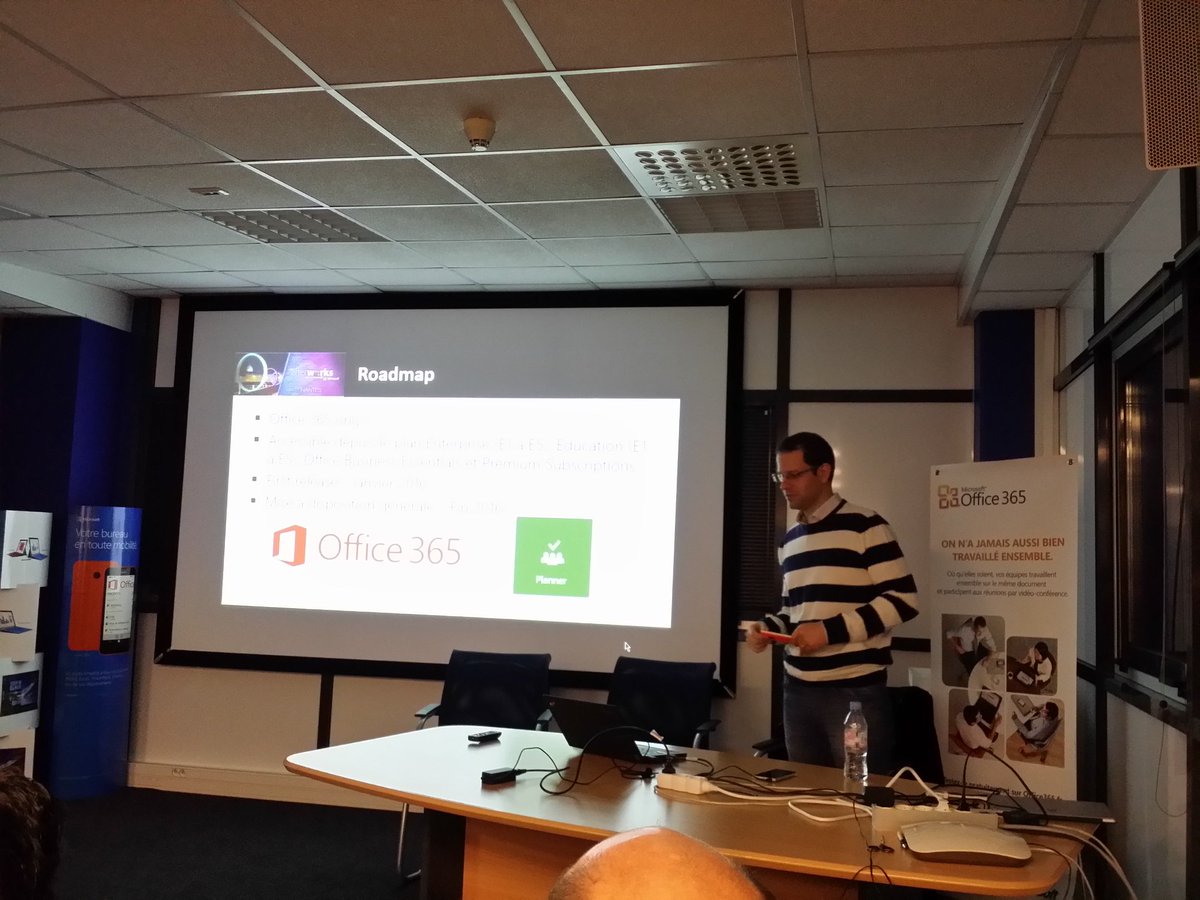 CommunautesMS's tweet photo. Ce soir c'est #afterwork & on plane avec @cmaynie & @Office365 #CommunautesMS #MSReBUILD #Microsoft #Nantes https://t.co/49gcy7ThP4