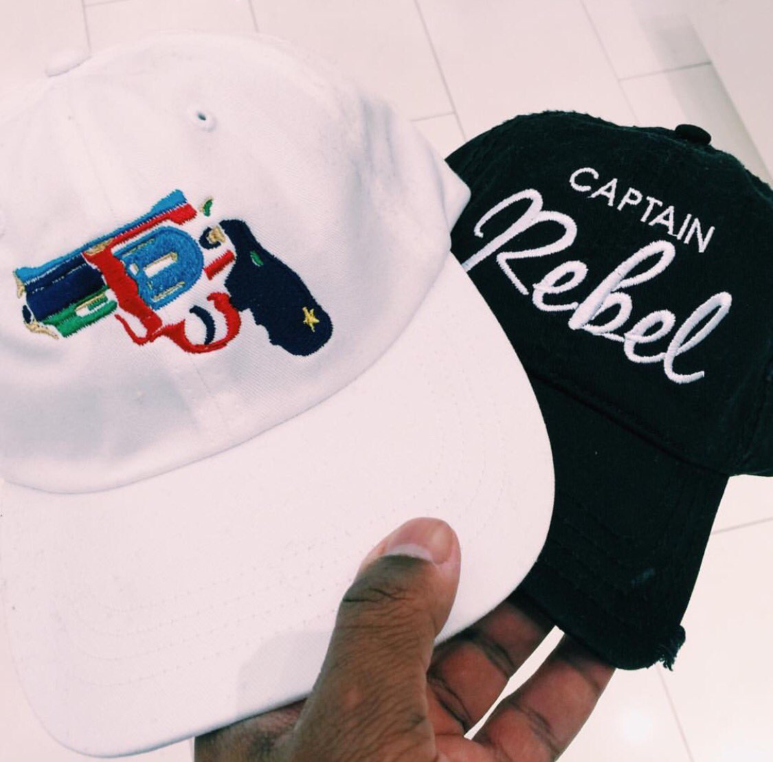 THELIFEOFQUES's tweet photo. #CaptainRebel Support Us https://t.co/CUWapUsjmc