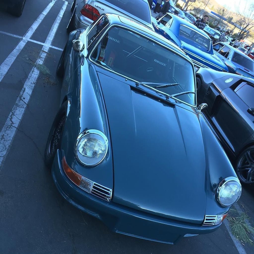 shelflife_shop's tweet photo. Classic.
#classicsofinstagram #supercarsunday #losangeles #california #carsandcoffee #carsofinstagram #porsche911 … https://t.co/yBWJXICcM5