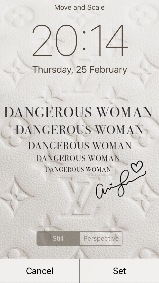 lovarianalov's tweet photo. Ariana Grande lockscreens☁️rt or ask if u want it☄comment wich one you want🌸must be following #VoteArianaGrande #KCA https://t.co/C0KrAmn5wv