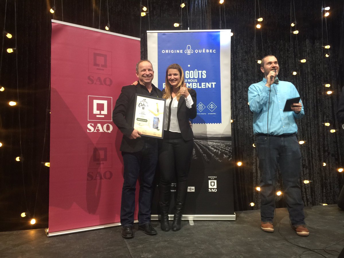 MondialCidres's tweet photo. Le Domaine Cartier-Potelle remporte l'or catégorie cidre de glace pour son Réserve du domaine 2013. #MondialCidres https://t.co/25VjzHeIUR