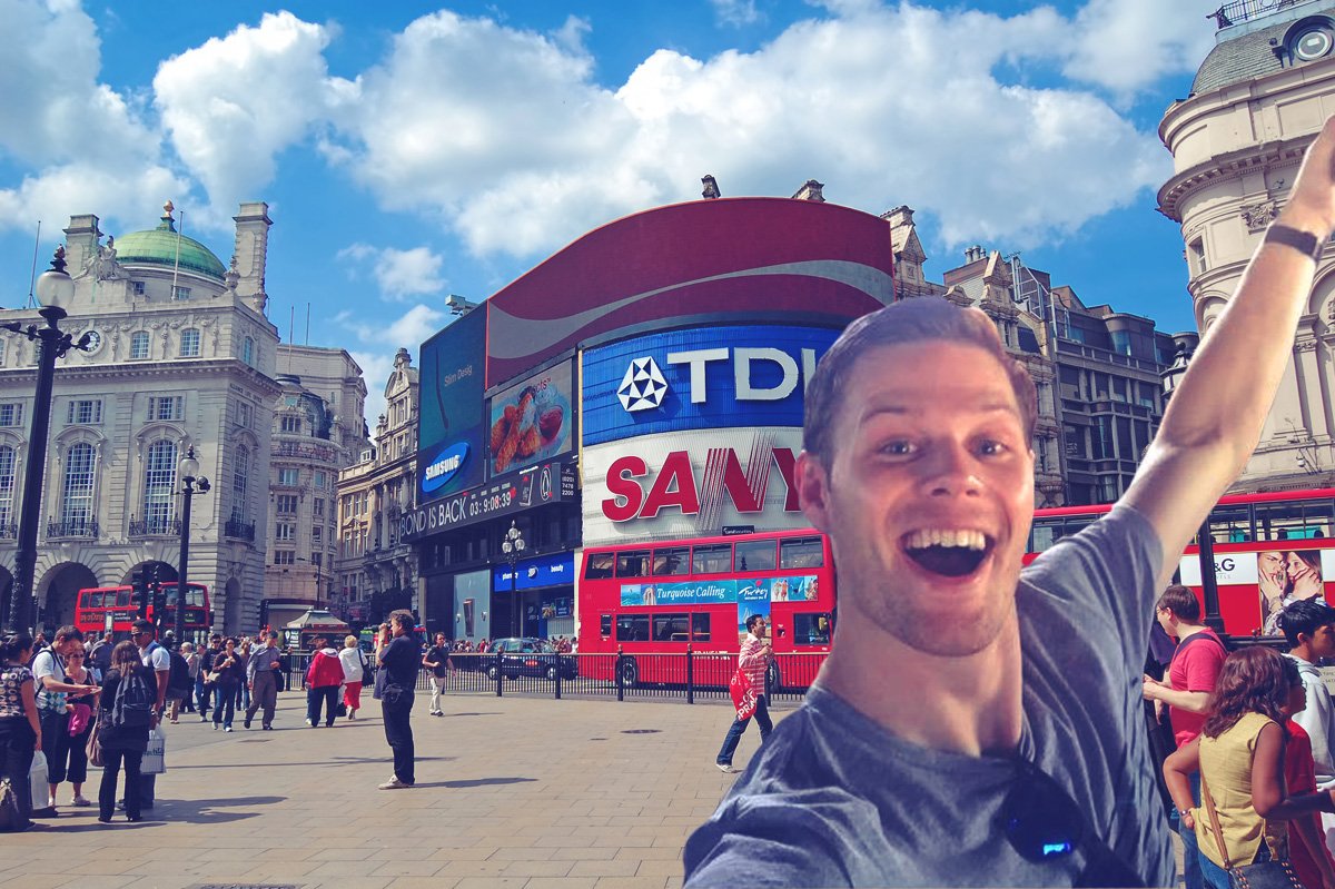 SamCoomber's tweet photo. More adventures and selfies around London #FearlessFeb3MZ @zenogroup @3MonkeysZeno 2/2...What's PhotoShop!? https://t.co/KEC6KpzIP7