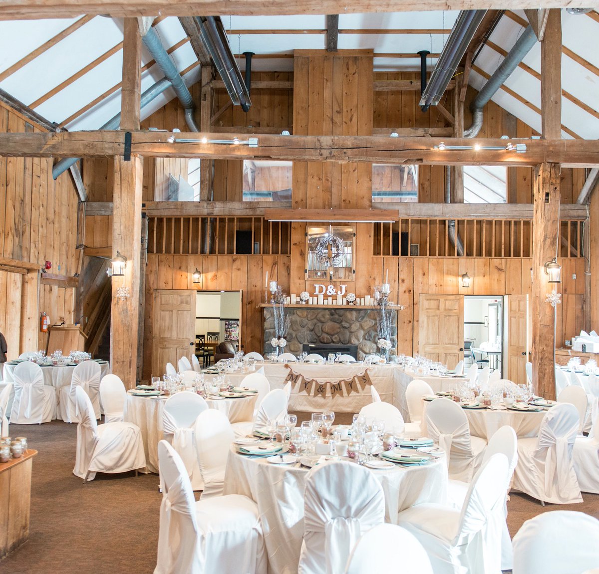 We ❤️ the look of our Royal Sash chair cover &amp; our Ocean Blue Napkin in this pretty wedding at Strathmere.