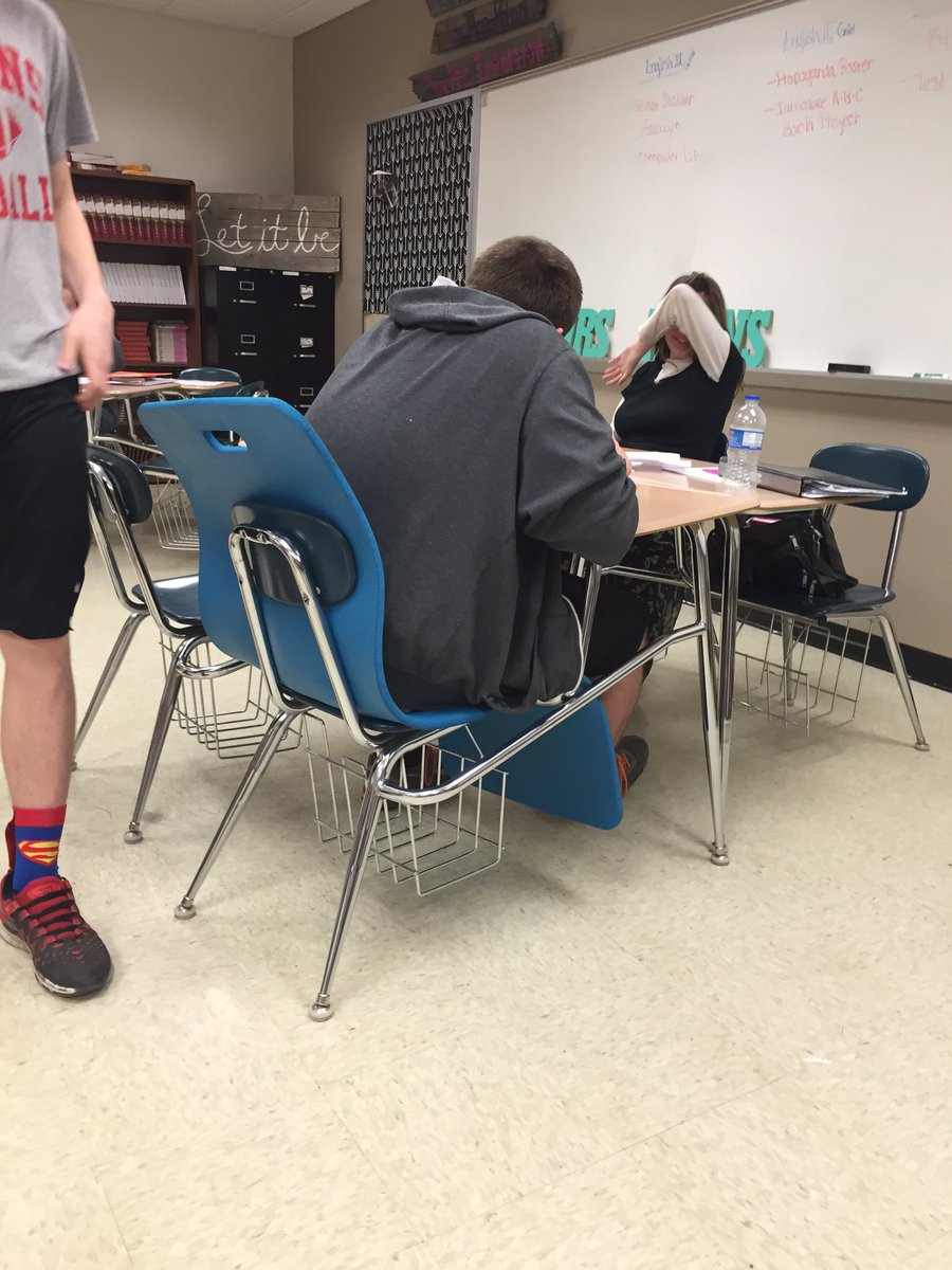 harrison_teach's tweet photo. Apparently yoga mats are great chair cousins! Is this differentiated instruction? #leetonpd https://t.co/I6ZhYvOUmG