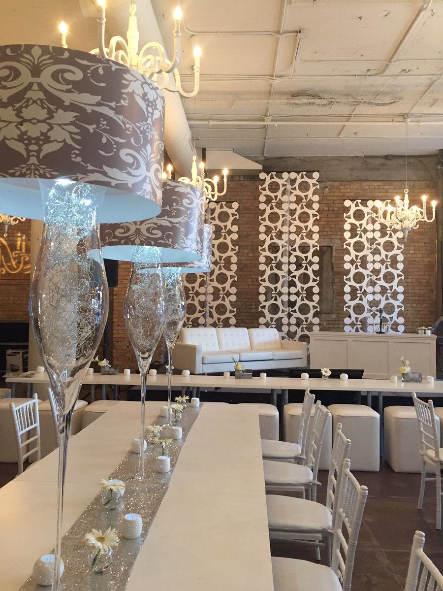 ileamsp's tweet photo. Hello, #loringsocial! #isesmsp @DAmico_Catering https://t.co/CXWM0Fmmuc
