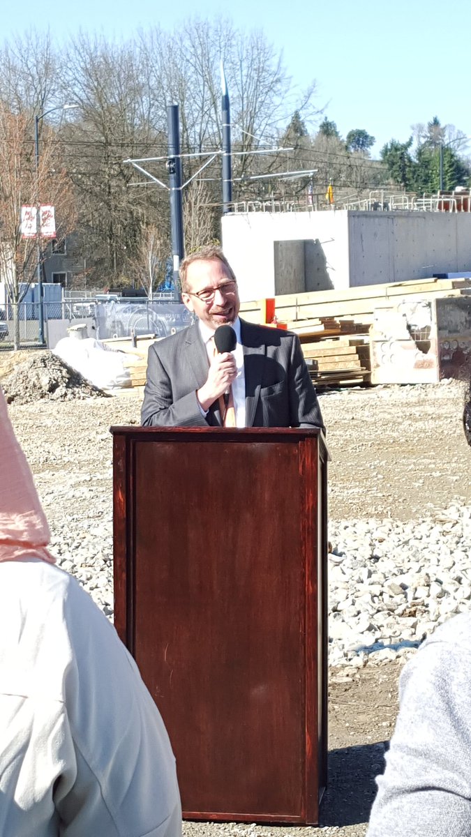 TeamSallySez's tweet photo. Peter Rogoff of #SoundTransit at @mercyhousing NW #Othello groundbreaking on importance of #affhsg by transit lines. https://t.co/DgrWqX3BxA
