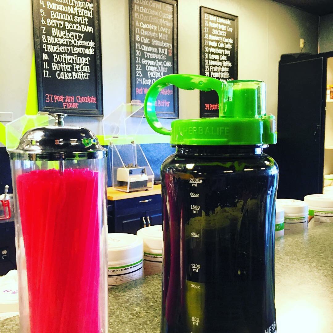 EdgeNutrition2's tweet photo. Come in and see me at #edgenutrition in #lodica Come get your healthy meal for lunch. #taketheleap #herbalife https://t.co/h24EoBzJyl