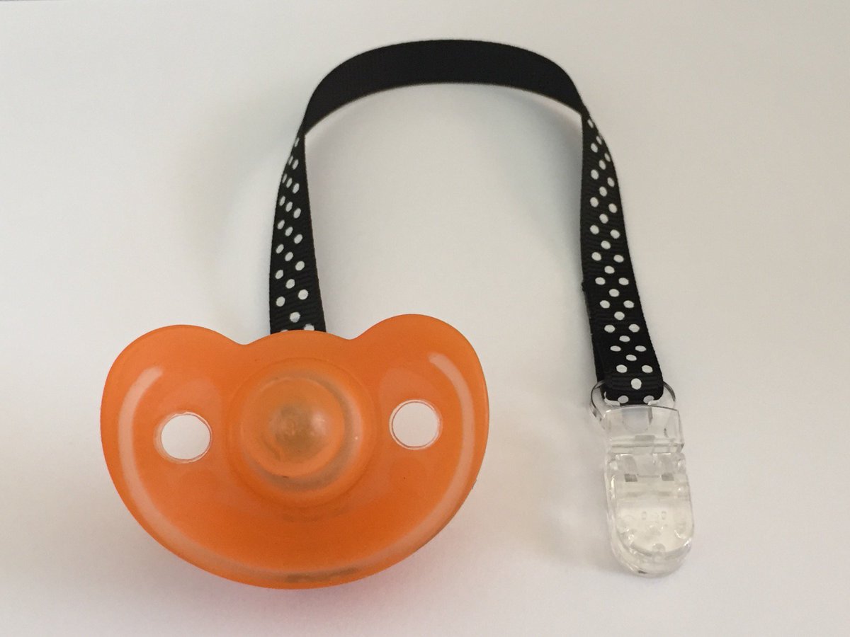 BindiesBabies's tweet photo. Pacifier Clips at https://t.co/1KyxCVDqOt Visit us today! https://t.co/n09bS9LAqf