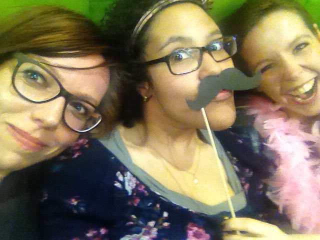 Sachinka21's tweet photo. Crazy interns, we like @KetchumBXL #KetchumBXLmove https://t.co/1pxGkZVHK4