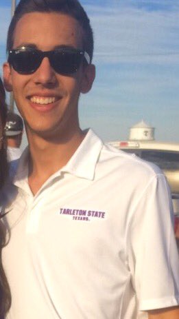 TarletonSGA's tweet photo. See something like you like/dislike on campus? Let us know with #SGASOS!! Co-VP of External Relations: @Colton_Shef https://t.co/PuG77F8Kk0