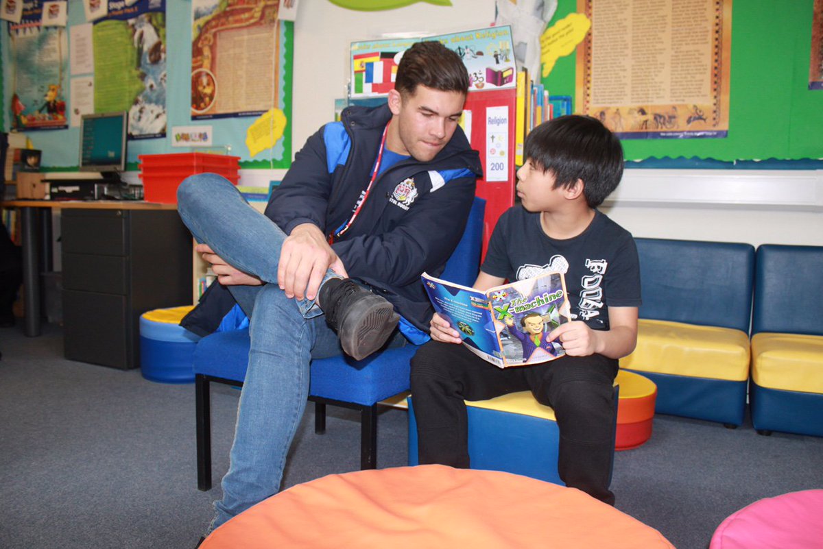 BristolBears's tweet photo. PIC: @BenMosses and @nickkoster23 take part in reading sessions with students at Begbrook School. https://t.co/zGpMTGrF2i