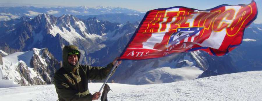 diarioas's tweet photo. ·@Atleti

‘Pachi’ Navajas lleva al Atleti a las cimas del mundo https://t.co/z7wwWn0l1S https://t.co/3NhvzP0Pif