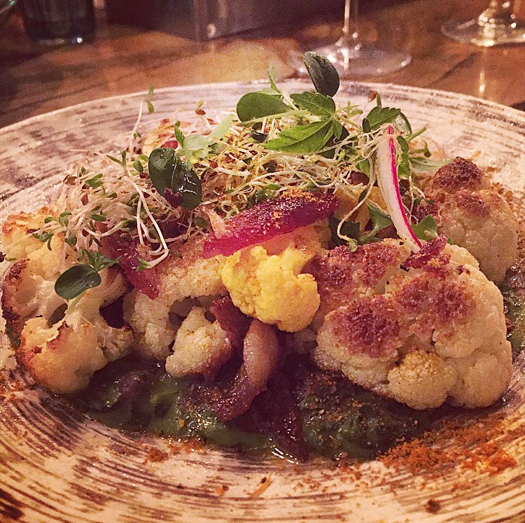 DipsDines's tweet photo. "Vegan Just Got GOOD" https://t.co/IiMOqt8Mw8 #vegan #veganfood #foodie #nyc @AvantGardenNYC https://t.co/c16AHWKrnO