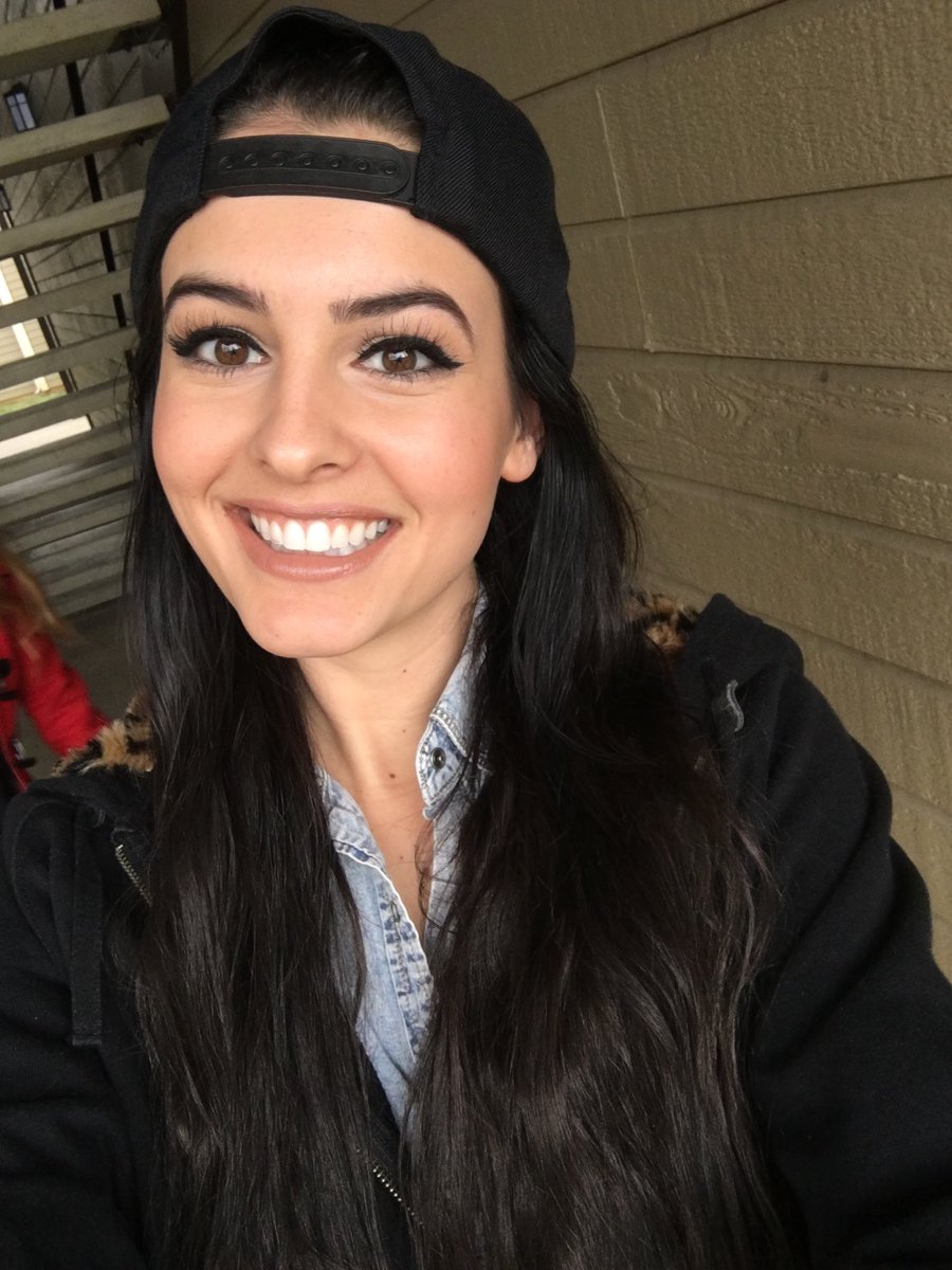 LisaCim tweet picture