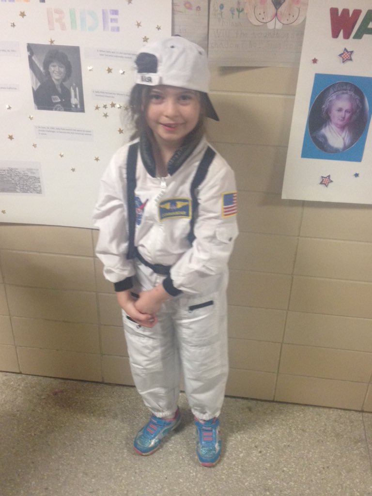 missffrench's tweet photo. Yesterday was Hall of History. The kids were adorable! #ECSLearn #HHELearn https://t.co/77vhd2WDsg