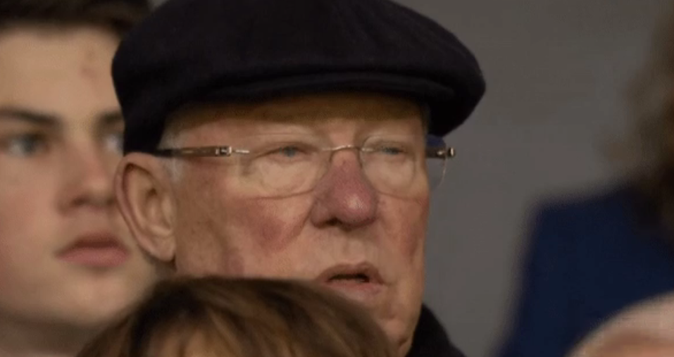Squawka_Live's tweet photo. VIDEO: Watch Sir Alex Ferguson's reaction to FC Midtjylland's goal - https://t.co/4evWGXTQ9K https://t.co/DLFMMKWQBM