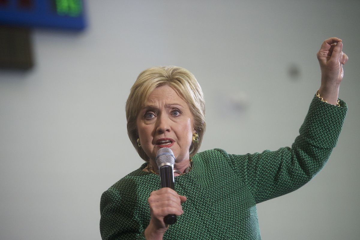 Hurshal's tweet image. #newz Observer Here&apos;s the Senator Hillary Clinton Could Pick as Her Vice President… news.google.com/news/url?sa=t&amp;amp;… via #hng