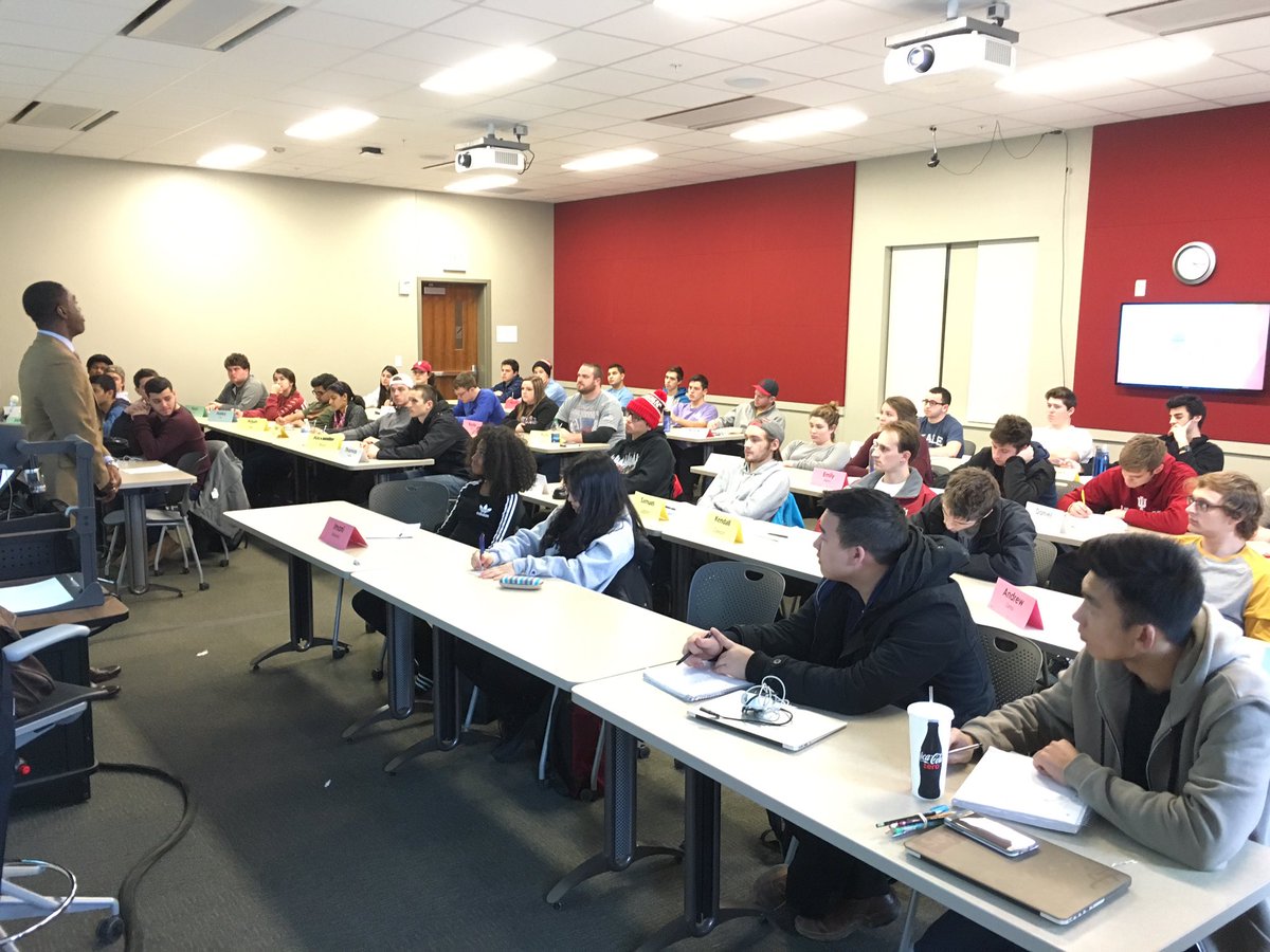 martypieratt's tweet photo. Florida entrepreneurs Socrate &amp; Cassandra Exantus speaking to Venture Management class @KelleySchool @IUBloomington https://t.co/wbniHxwXM1