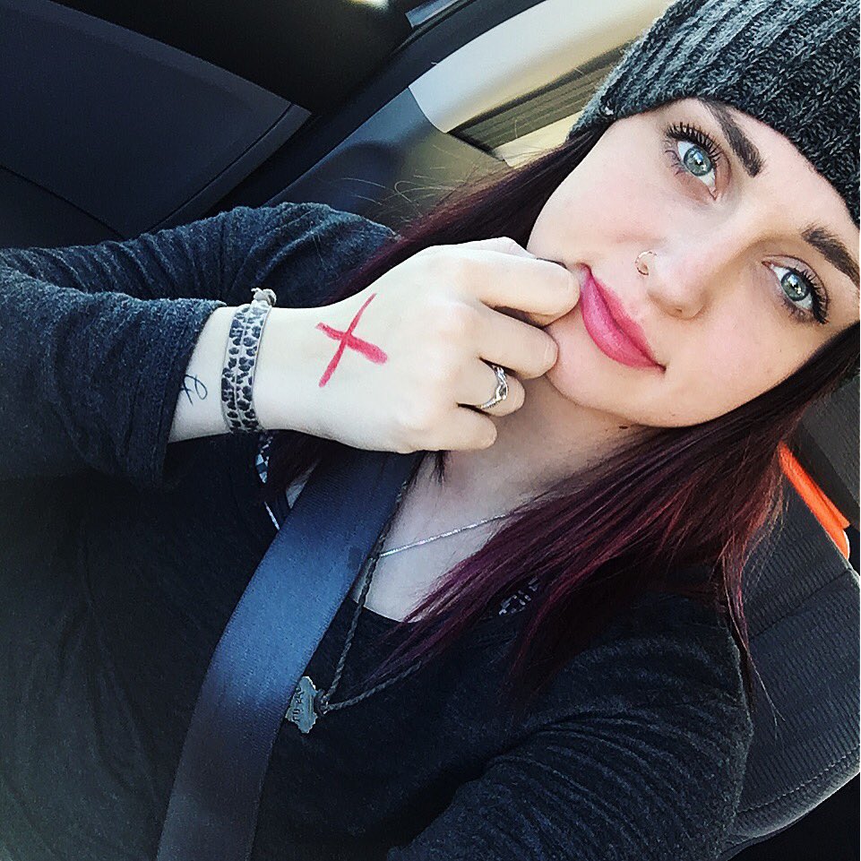 passion_4purity's tweet photo. #enditmovement https://t.co/ePWBzuxKG2