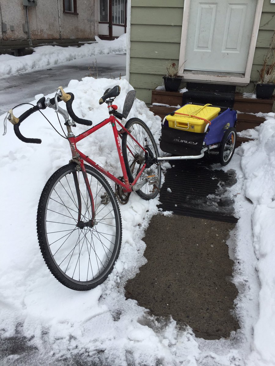 smayukawa's tweet photo. #qaxing with the winter trailer. Thanks @sarahgoingmodal & @ODonnell_K ! https://t.co/sy19fg2VHW
