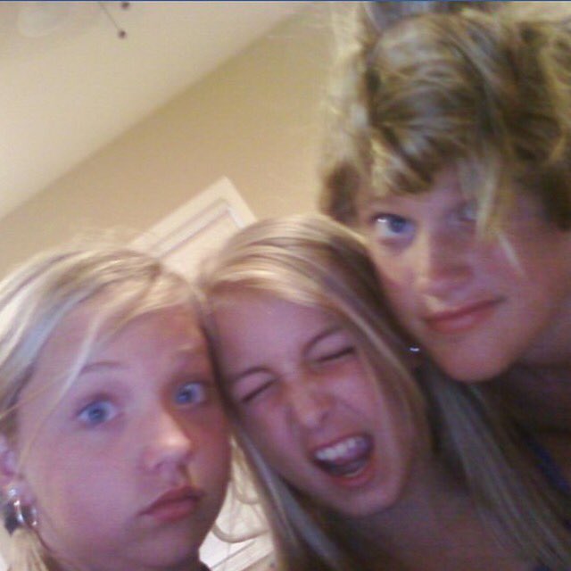 Graysan_Rogers's tweet image. #seniorvideo