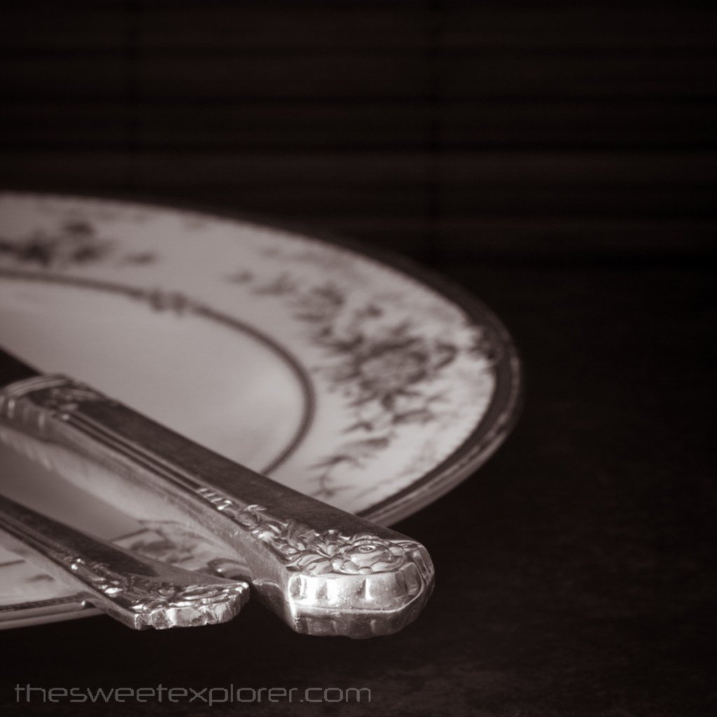 MonochromeMuse's tweet photo. Setting the Table https://t.co/EOD2vqO32i https://t.co/HeEI8ZEhyf