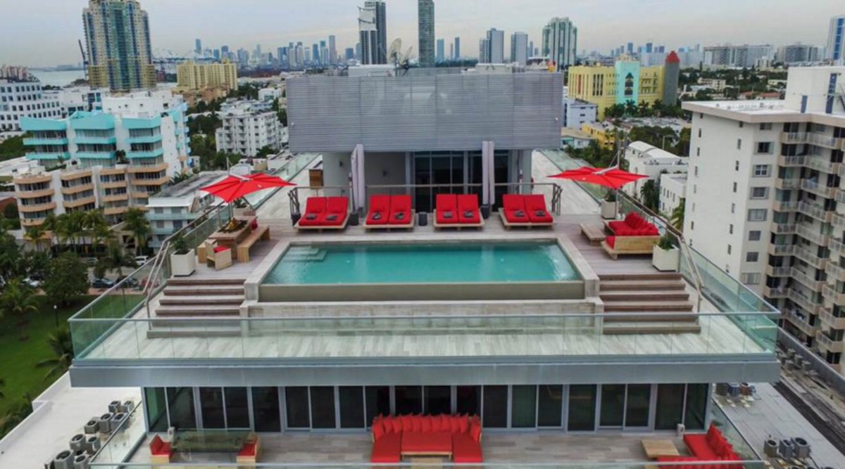RichFutureGoals's tweet photo. Miami Beach, FL https://t.co/bbZKVLBoOd
