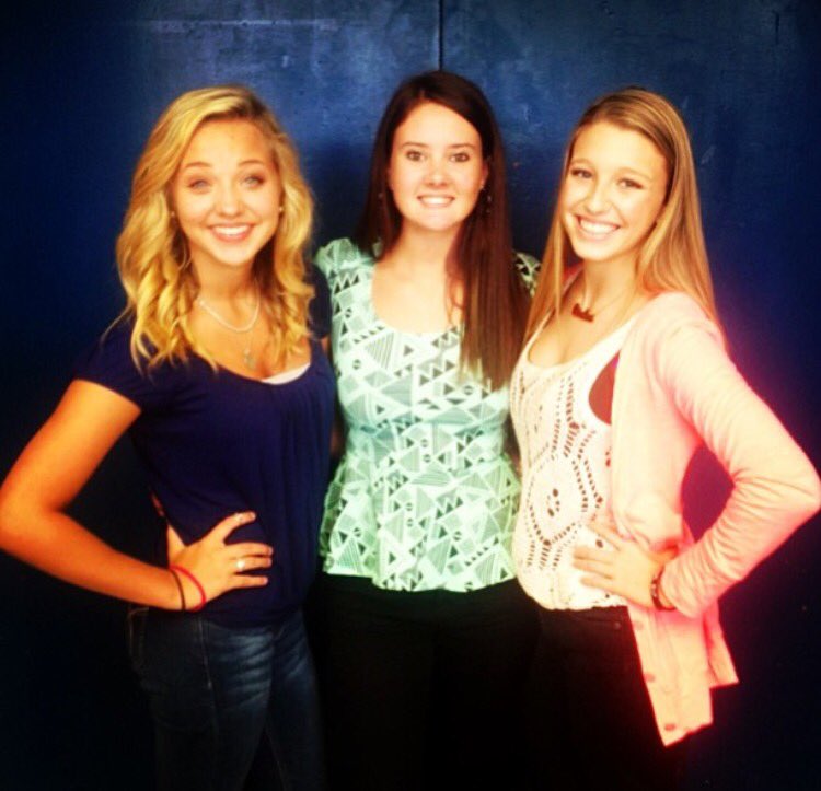 Graysan_Rogers's tweet image. #seniorvideo