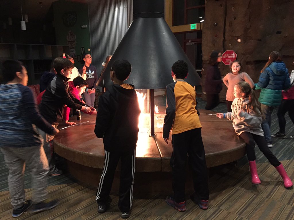 Tracigrogin On Twitter Smores Party For The Cleanest Cabin