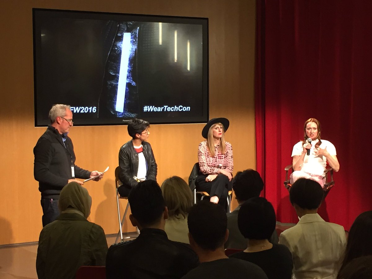meg_busch's tweet image. Panel at #WearTechCon #TFW2016 #TECHFashionWeek