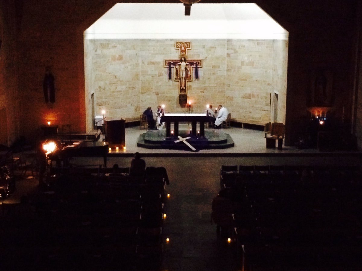 SanDamScholars's tweet photo. #MercyLord...send the Holy Spirit among us to forgive us our sins. @MUNewsroom #ReconciliationService https://t.co/mT7tAX1uN6