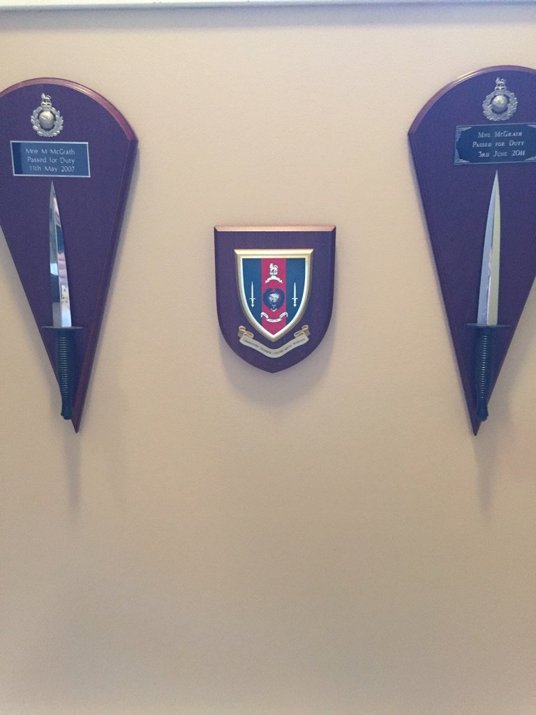 jordanmcg5's tweet photo. Brothers by blood, brothers by beret! #royalmarinescommando #brothers #proud #luckymumma!! @justiceforBigAl https://t.co/Q2oVfnd0tf