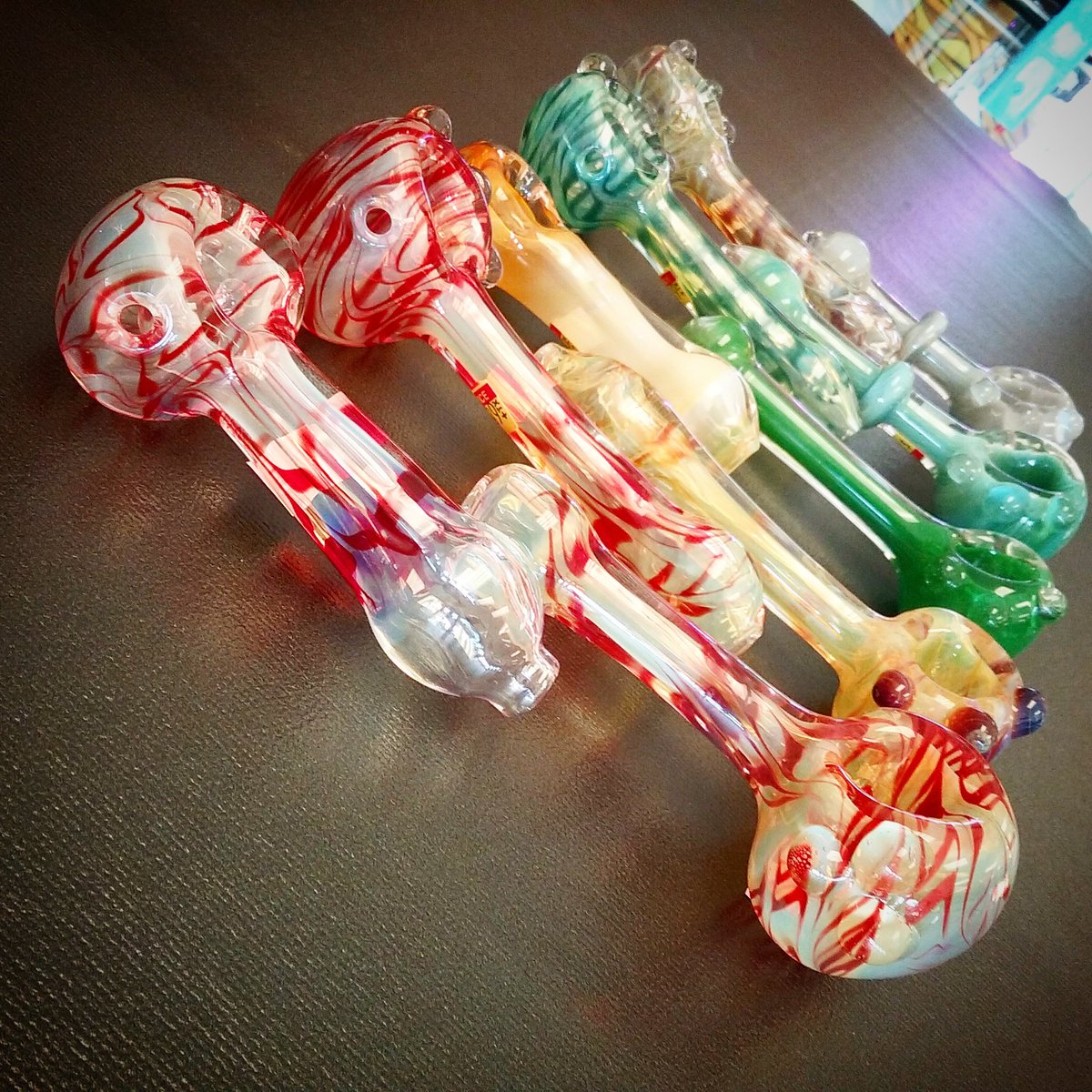 SmokeStash3's tweet photo. #smokestash #smokeshop #tamarac #glassporn #silverfumed #colorchange #cloudchaser #cloudlovers #doyoueven #luxury https://t.co/mmtiwLl2f6