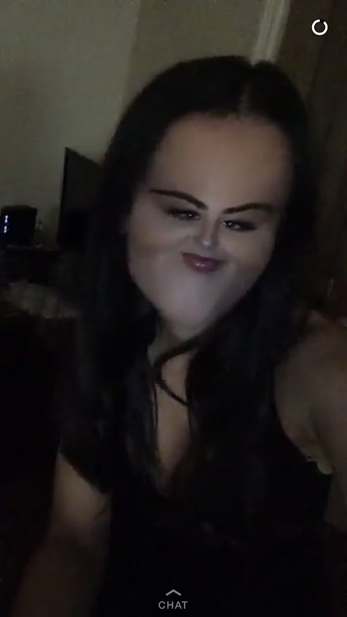 JonJamesPeet's tweet photo. What u saying g @rhiannarob https://t.co/tHmDYWUnfM