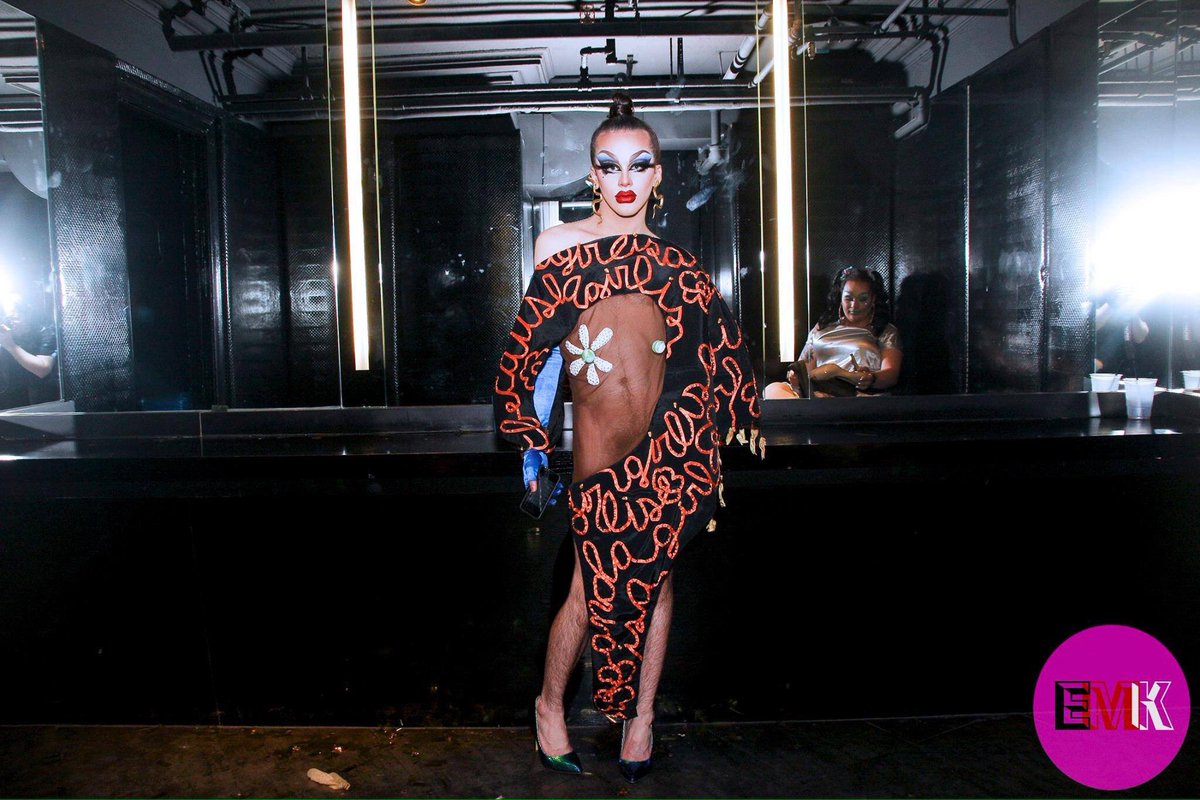 QueenChicagoSB's tweet photo. #tbt to that one time #IMPQUEEN showed up to Queen! with no makeup on and still slayed the entire congregation! https://t.co/rjv0DHn6Dy