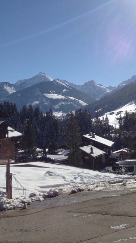 bethany_rianne's tweet photo. Can't wait to be back here❄️🎿💙 https://t.co/lKxorI3fZx