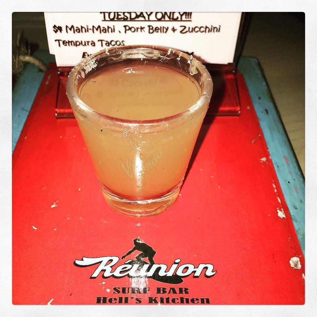 Bklynzizi's tweet image. #aciddrop #grapefruit #vodka #shot #happyhour #reunionbar #cocktails #cocktail #bklynzizi