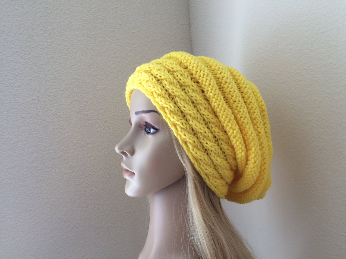 LKnittingCorner's tweet photo. https://t.co/WglSMu1VRM #knitting #knitahat #howtoknitahat #knittinghour #freepattern #freetutorial #learntoknit https://t.co/c7TZ0ila2Z