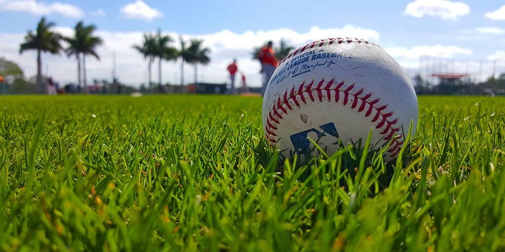 BetCima's tweet photo. A nada de llegar... @MLB 

https://t.co/r4JFQMDISD https://t.co/kRXfy6VoG4